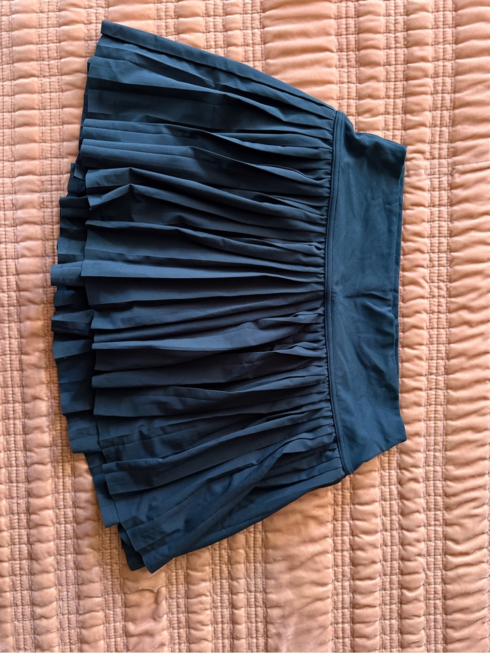 Women's Black Pleated Athletic Skort with Wide Waistband